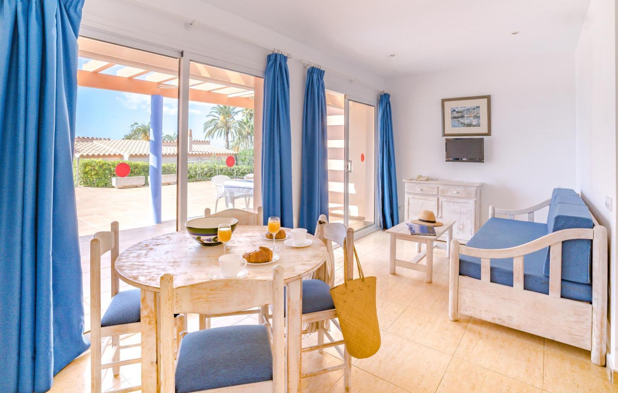 Apartamentos Mar Blau Son Bou Ngoại thất bức ảnh