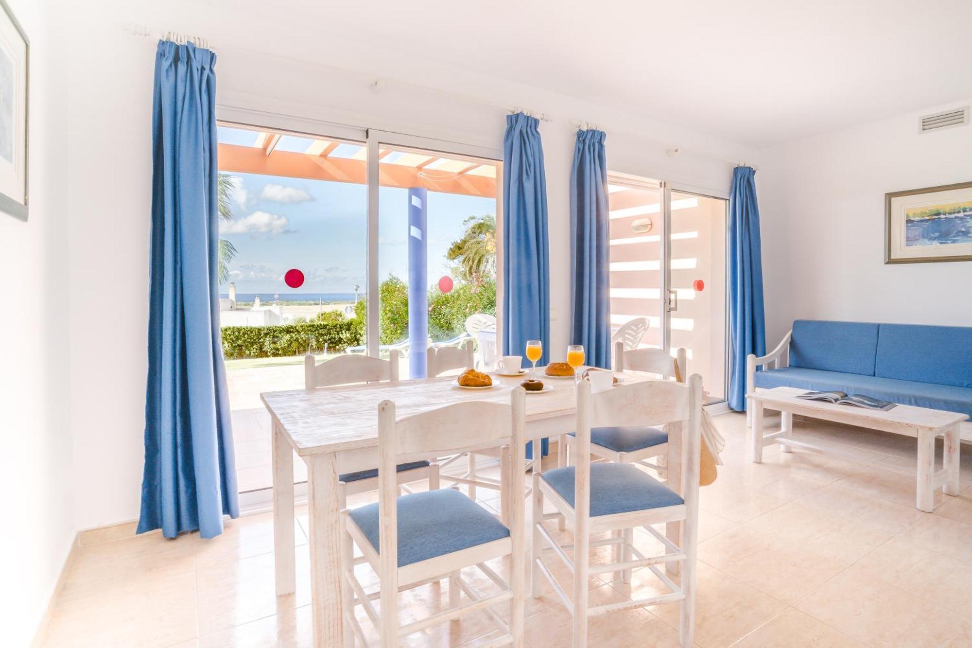 Apartamentos Mar Blau Son Bou Ngoại thất bức ảnh