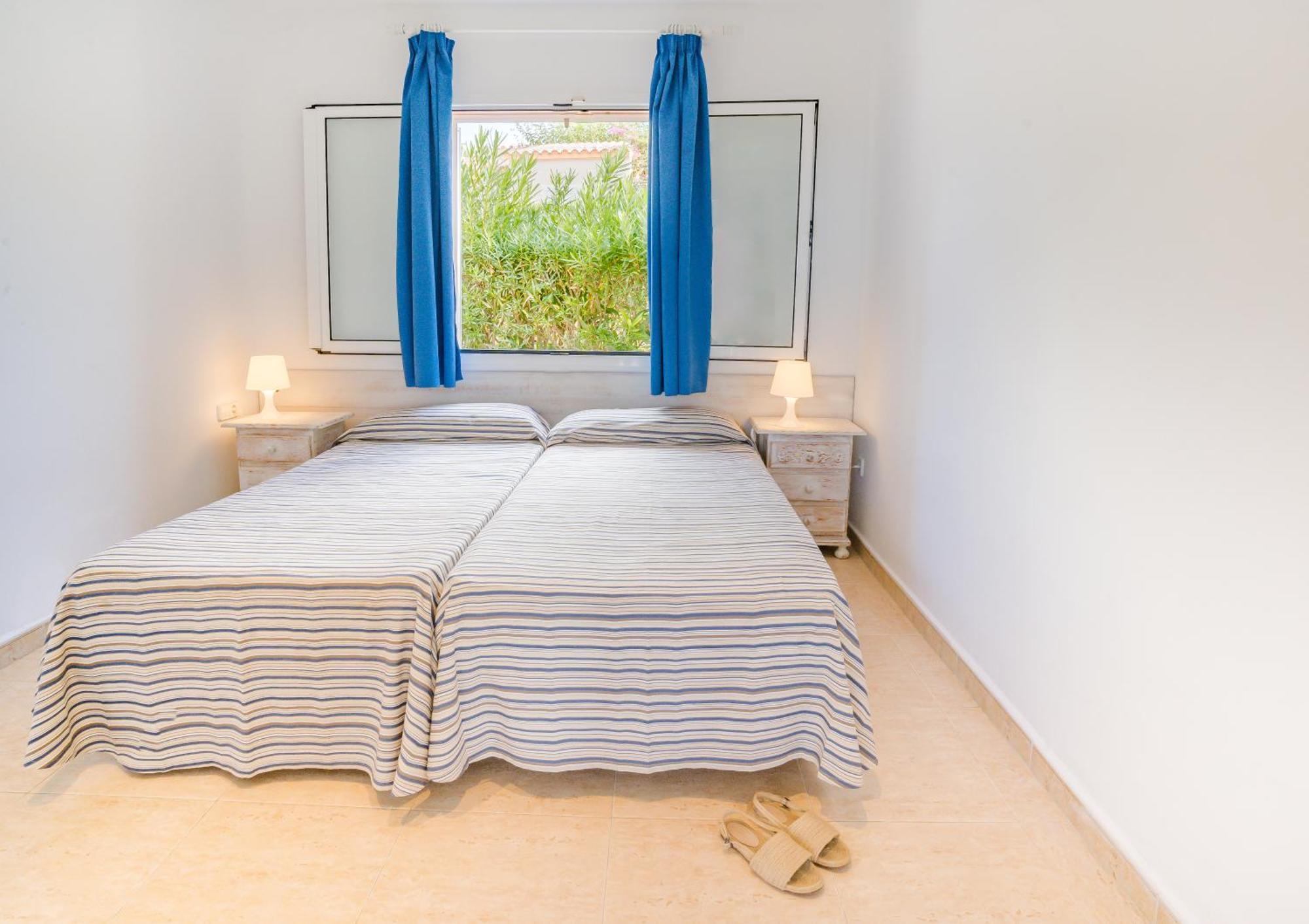 Apartamentos Mar Blau Son Bou Ngoại thất bức ảnh